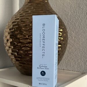 Bloomeffects Royal Tulip Hydrating Bi-Phase Tonic toner